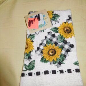 NOS B&D KITCHEN WORSK YELLOW SUN FLOWERS WASHCLOTH USA MADE MCM VINTAGE